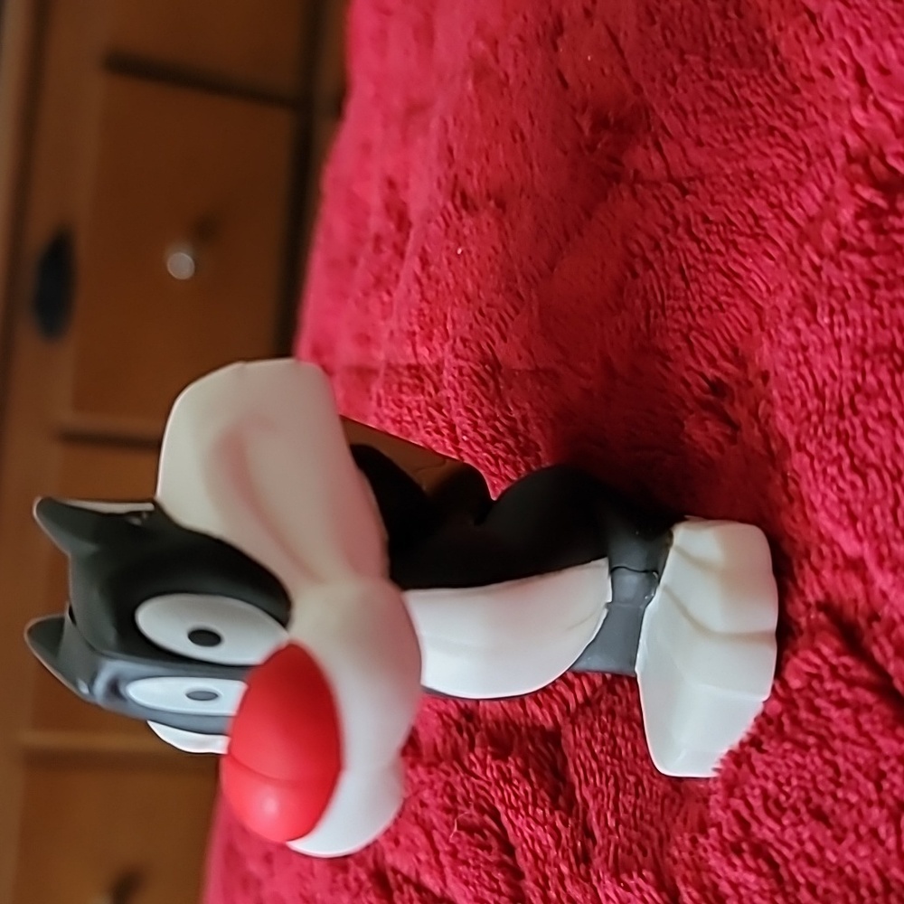 LOONEY TUNES SYLVESTER THE CAT MCDONALDS, 2020 FIGURE WITH MALLET